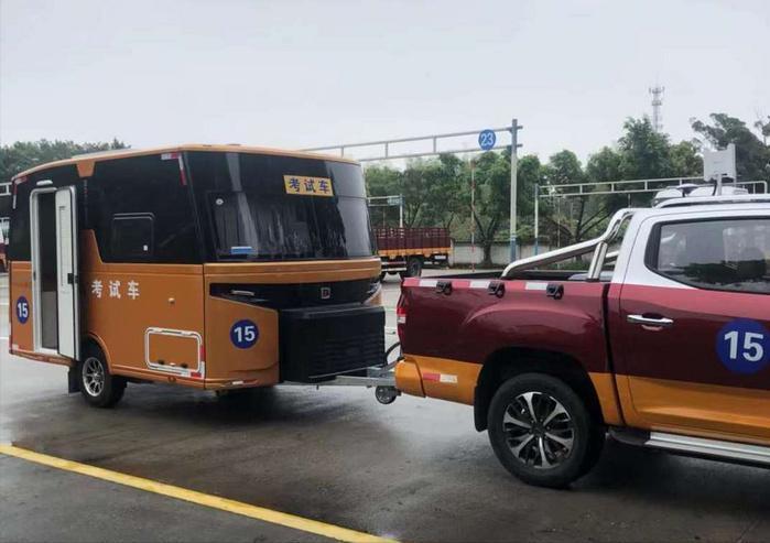 c1驾驶证考c6学费多少,c1增c6驾驶证学费多少