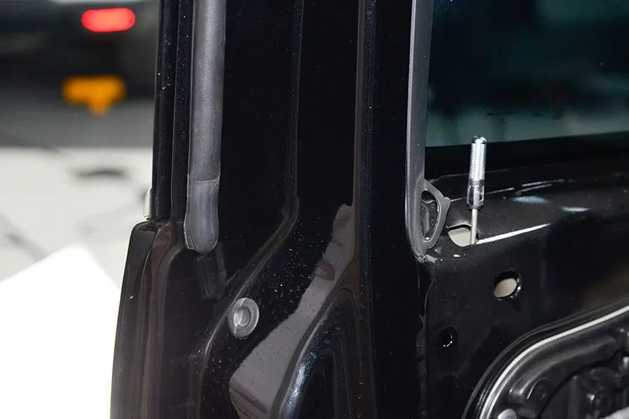 奔驰v最低价格是哪款,奔驰v车价格值得购买吗