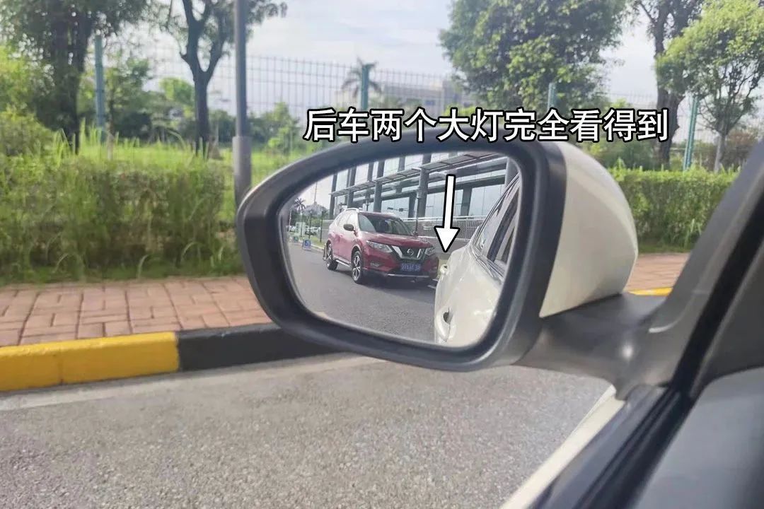 看不到车轮侧方位停车技巧现实版,侧方位停车不刮蹭前车车尾的技巧