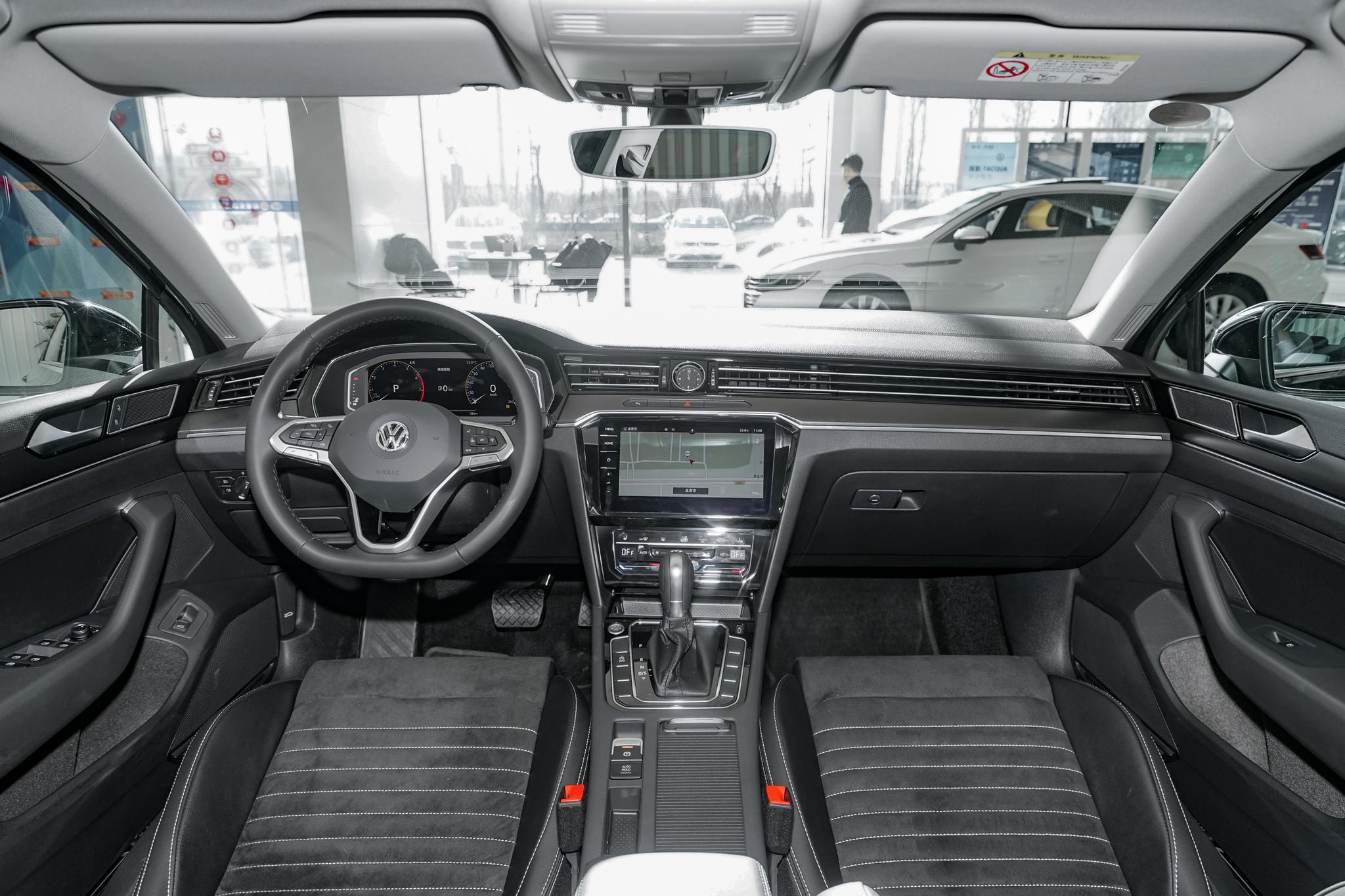 奥迪a4l大众迈腾别克君越怎么选,别克君越2.0t豪华版对比大众迈腾