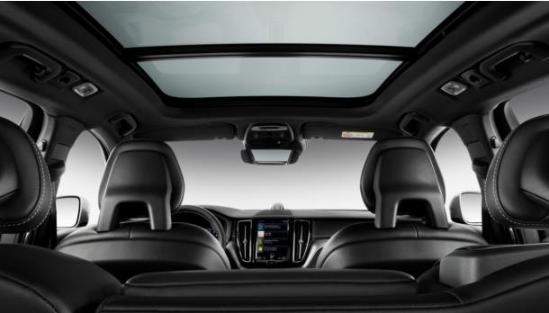 xc60沃尔沃银灰色,绿茵传奇配置