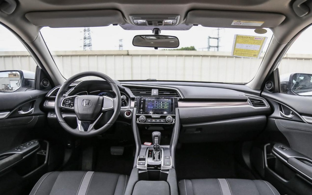 十代思域typer和普通思域的区别,第十一代本田思域优缺点