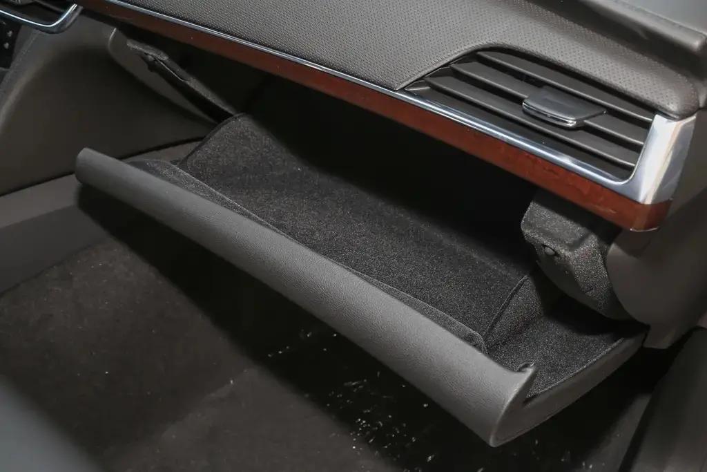 凯迪拉克ct6bose音响,凯迪拉克ct6流媒体后视镜