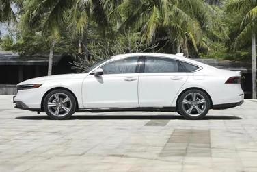 新款雅阁预售价17.98万元起,雅阁混动版上市售价23.98万起