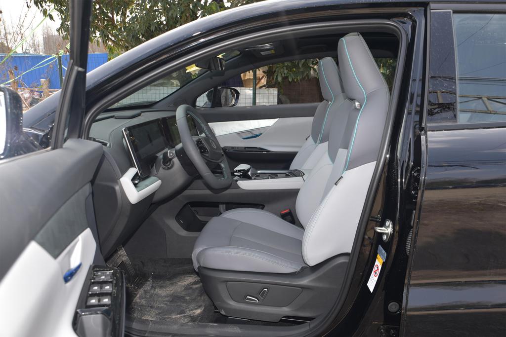 重庆长安uni-t落地价格,深圳长安uni-t真实成交价