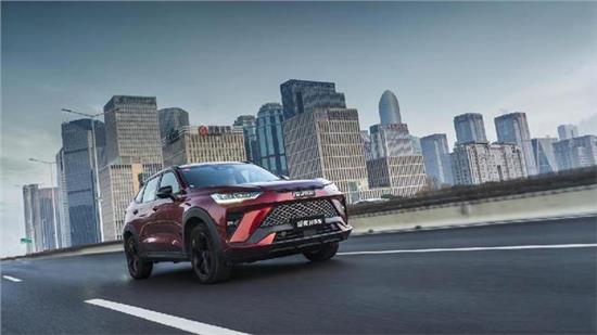 捷途x70plus和哈弗h6国潮版怎么选,哈弗h6第三代建议买1.5t还是2.0t