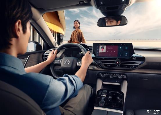 凡尔赛c5x享不凡落地价,凡尔赛c5xfm版上市