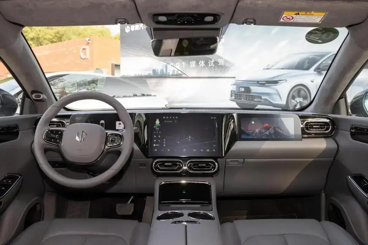 23款零跑c01最新优惠政策,2023款零跑c01各车型对比