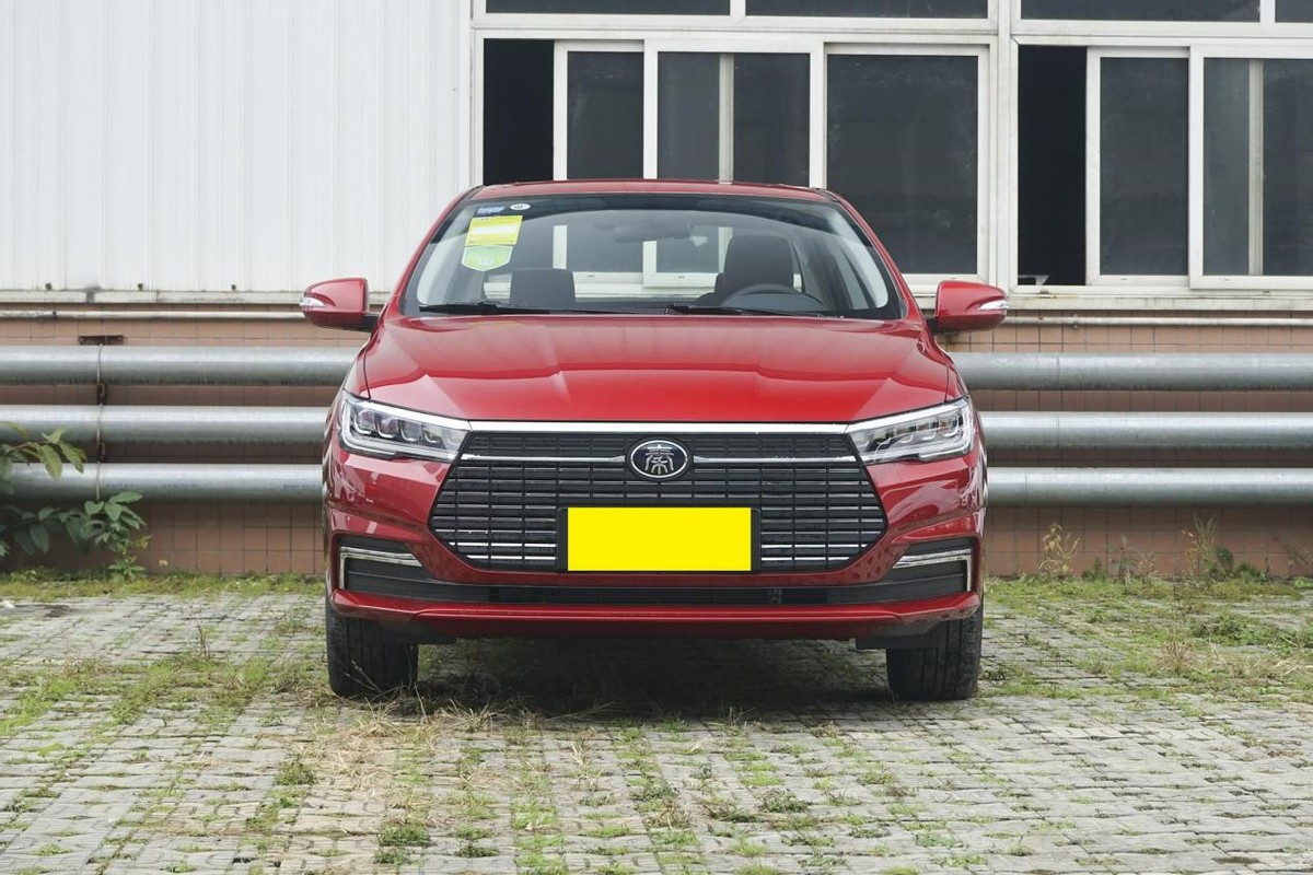 比亚迪秦ev纯电2023评测,试驾比亚迪秦ev纯电