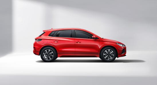 新款e2外观,比亚迪e22023款低配测评