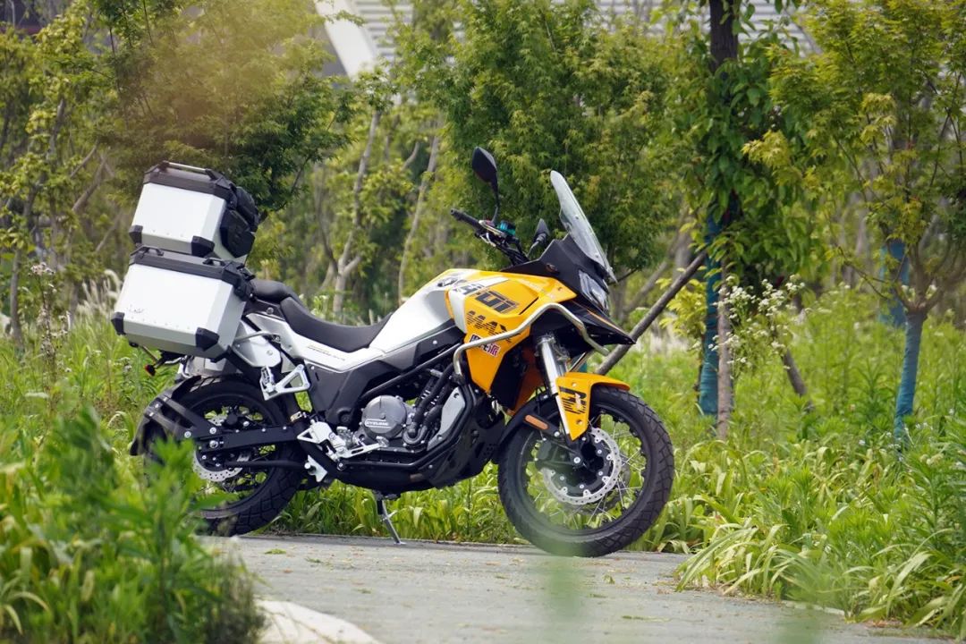 不完美，却内外兼修：RX401静态测评