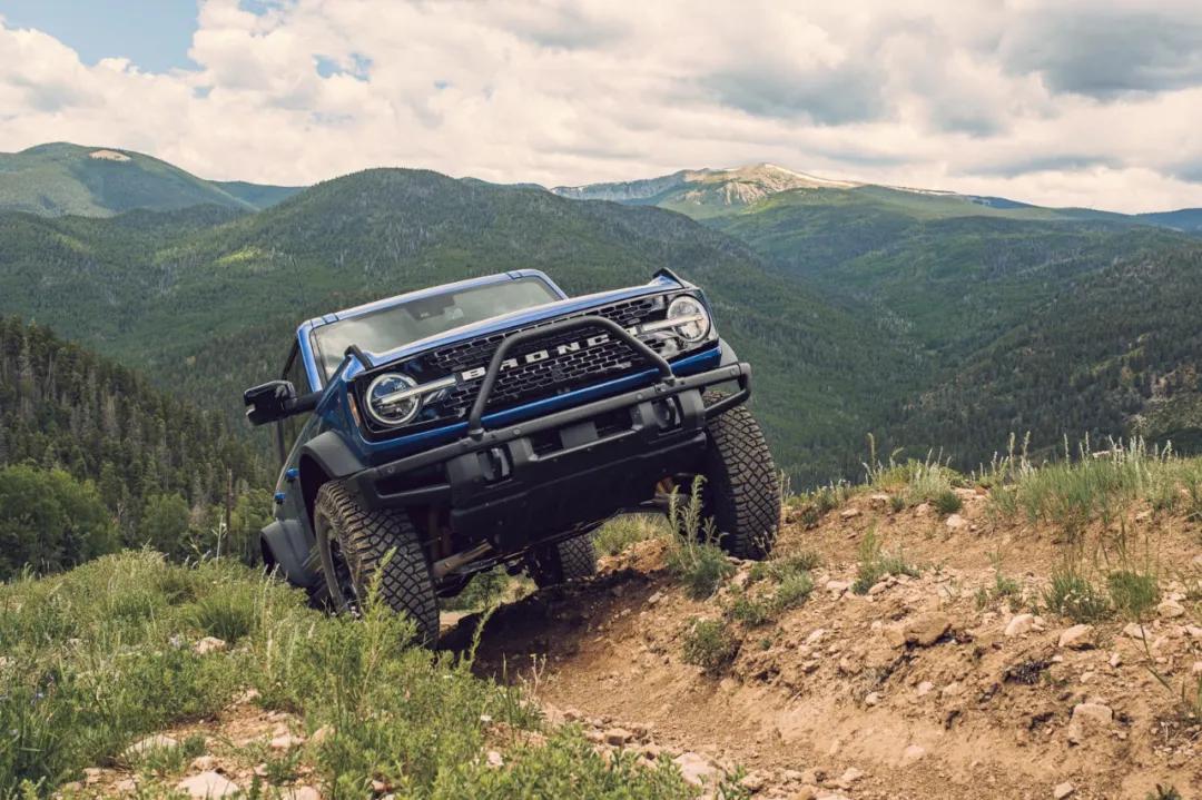 福特烈马bronco对比坦克300外观,bronco回归了吗