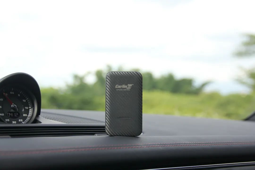 有线carplay无线carplay专用盒子,carplay有线盒子