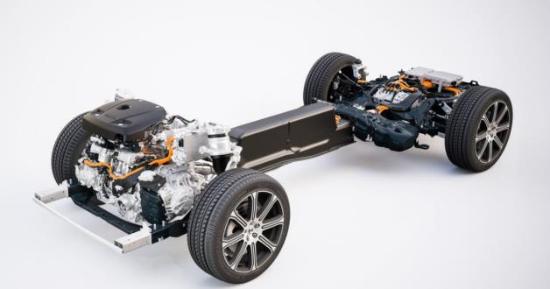 xc60沃尔沃银灰色,豪华猎手沃尔沃xc60