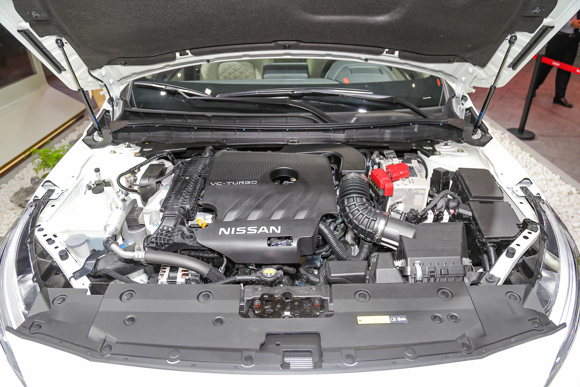 日产天籁自吸2.0加速,天籁2.0与迈锐宝xl2.0t加速对比