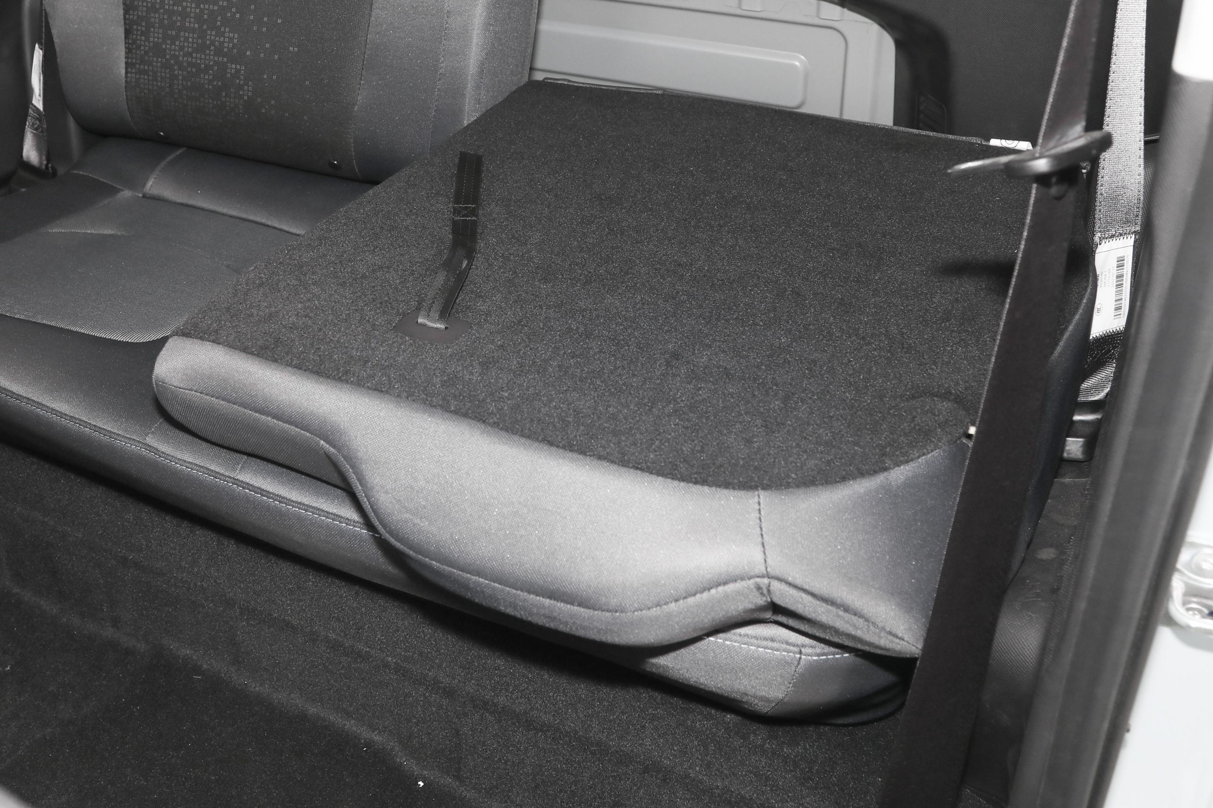 最值得入手的家用代步混动车,几万块的代步汽车推荐一下车型