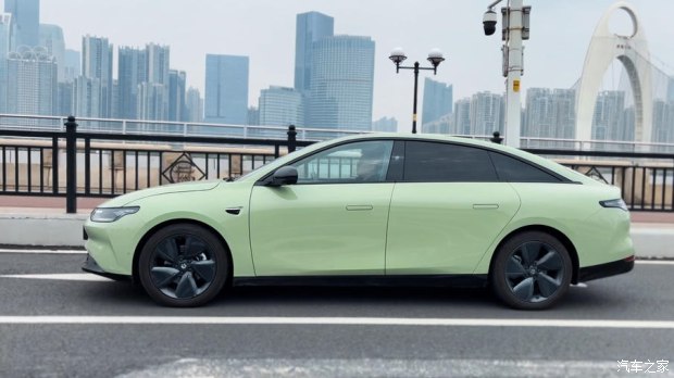 零跑c01试驾车2万公里可以买吗,试驾零跑C01超级增程版