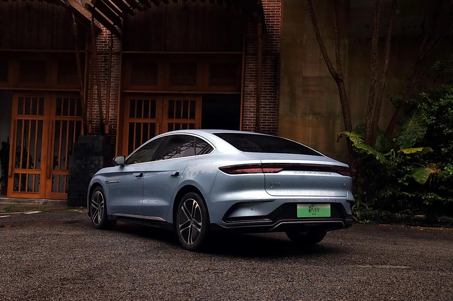 颜值能打操控出色比亚迪汉ev,比亚迪汉EV冠军版提升了什么