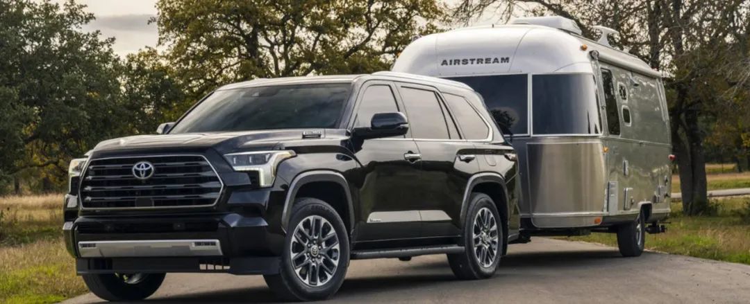 丰田红杉suv2022,丰田大型suv新红杉到港实拍图曝光