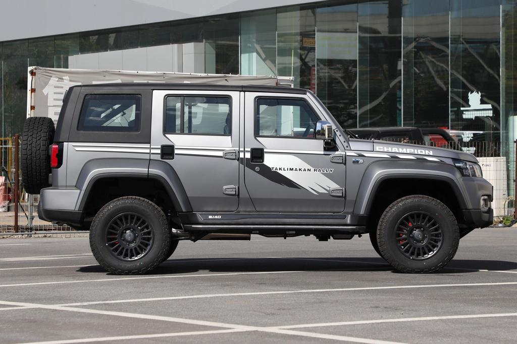 北京bj40环塔冠军版2023款停产了吗,bj402023和2024版的区别