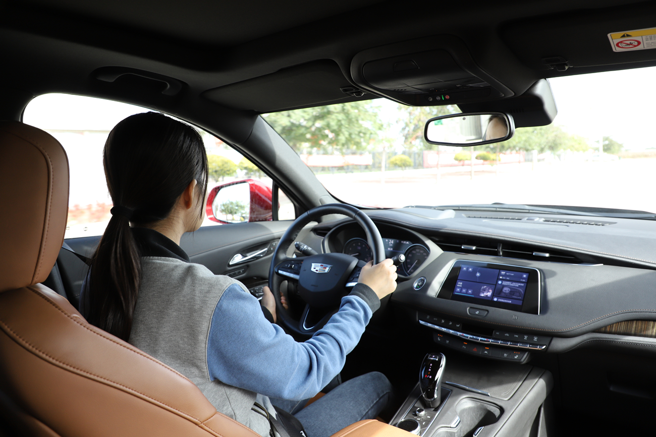 2000公里试驾视频,全新xt4真实空间测试