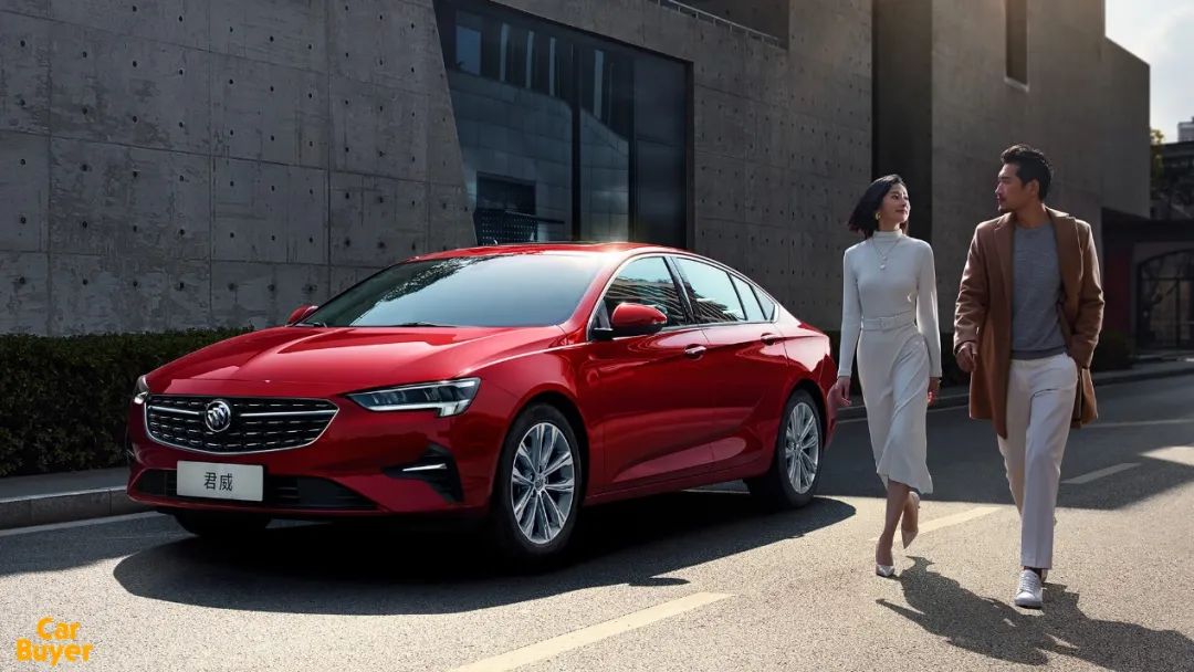 20万中级车越卷越精品，君威和天籁谁能让人无法拒绝？