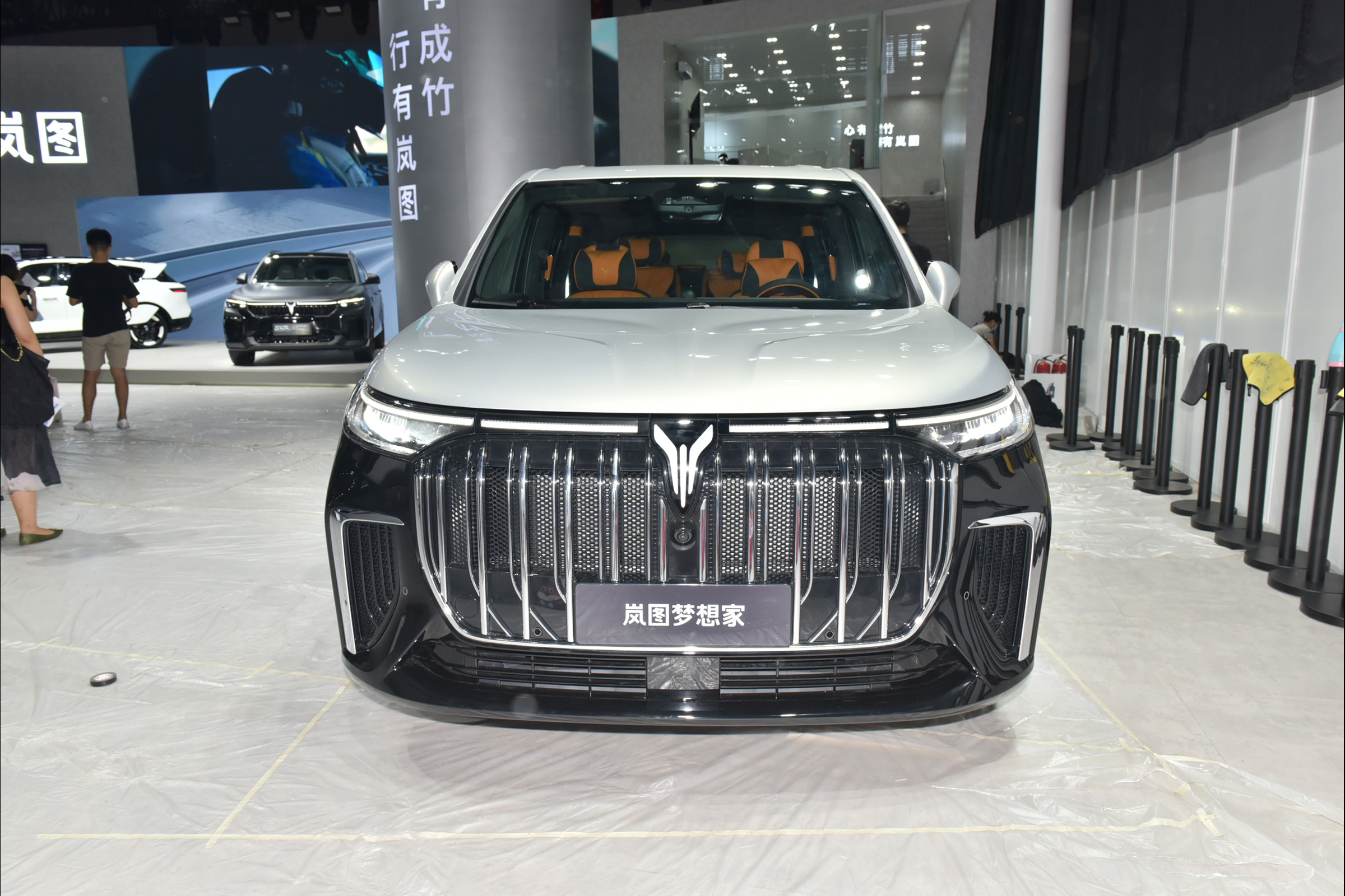 做生意买好点的车,做生意的买车买贵还是便宜