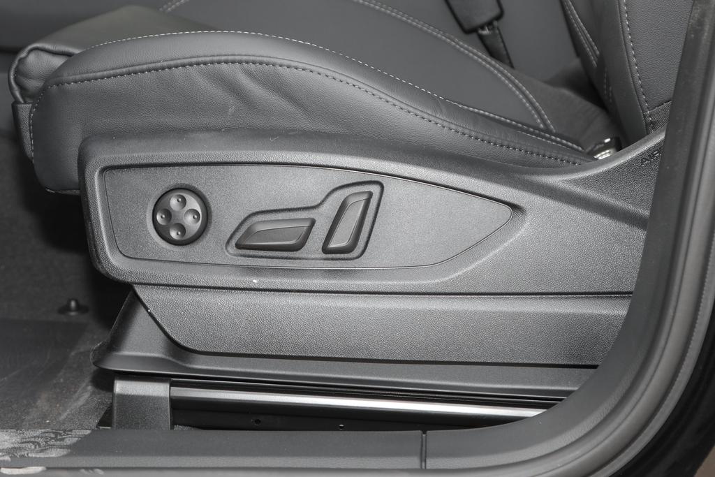 奥迪q5l落地多少钱,奥迪q5lsportback