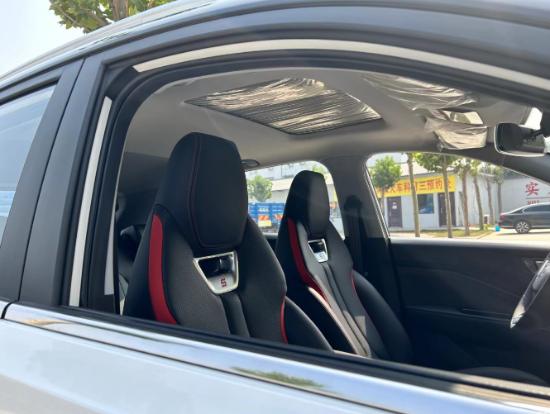 五菱suv最新车型星驰优缺点,五菱星驰小型suv多少钱