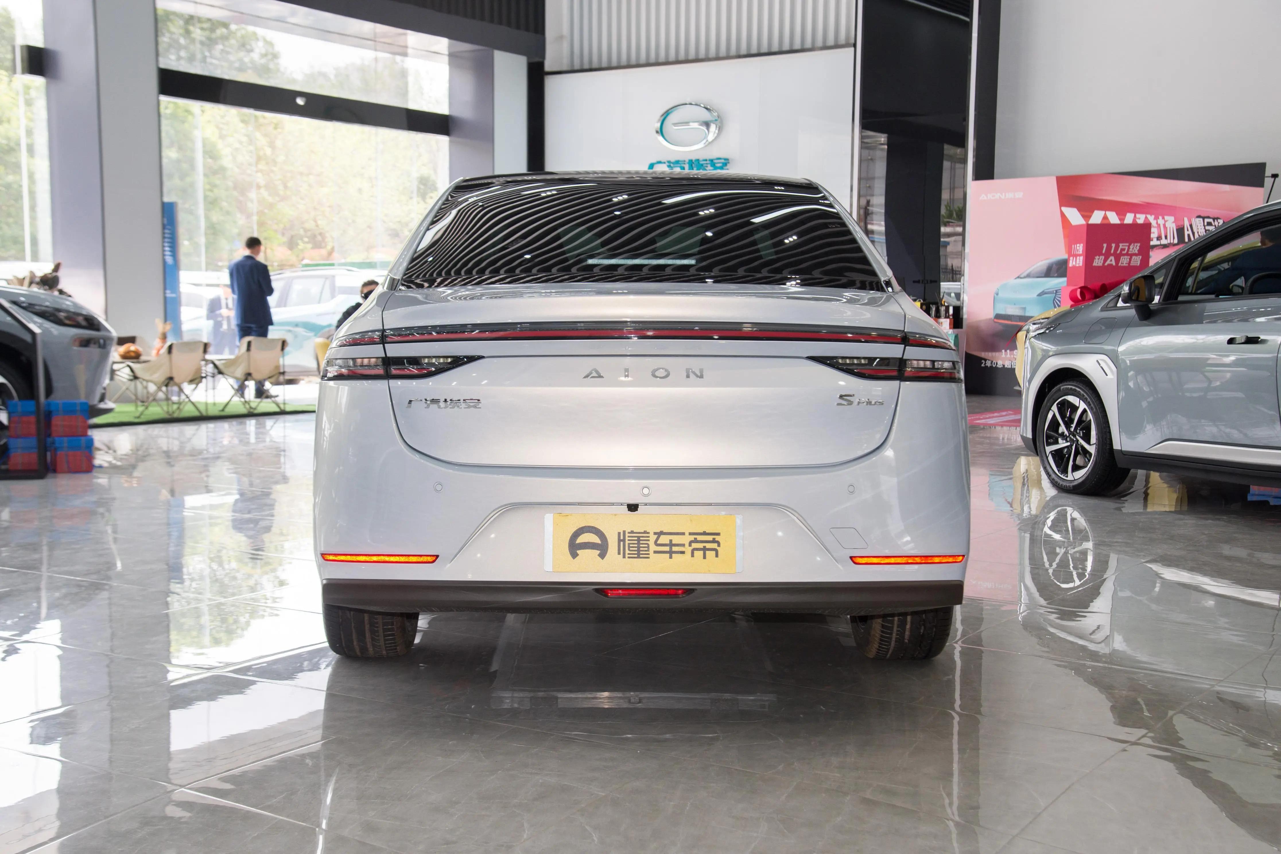 aions售价13.98万元起欢迎试乘试驾,新款aions超长续航版