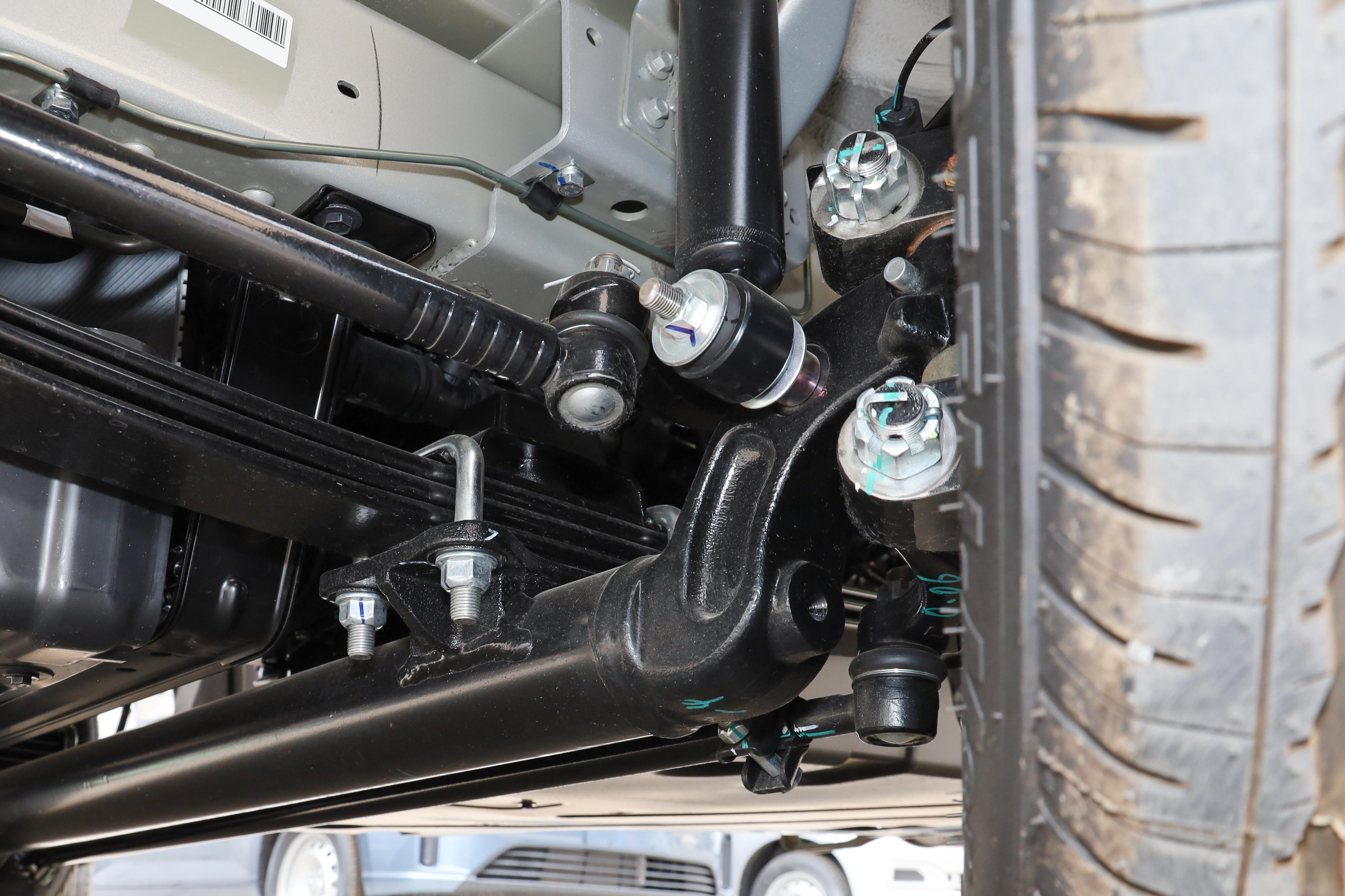 五菱龙卡2.0新款排半,五菱龙卡2.0双排加长版最新款