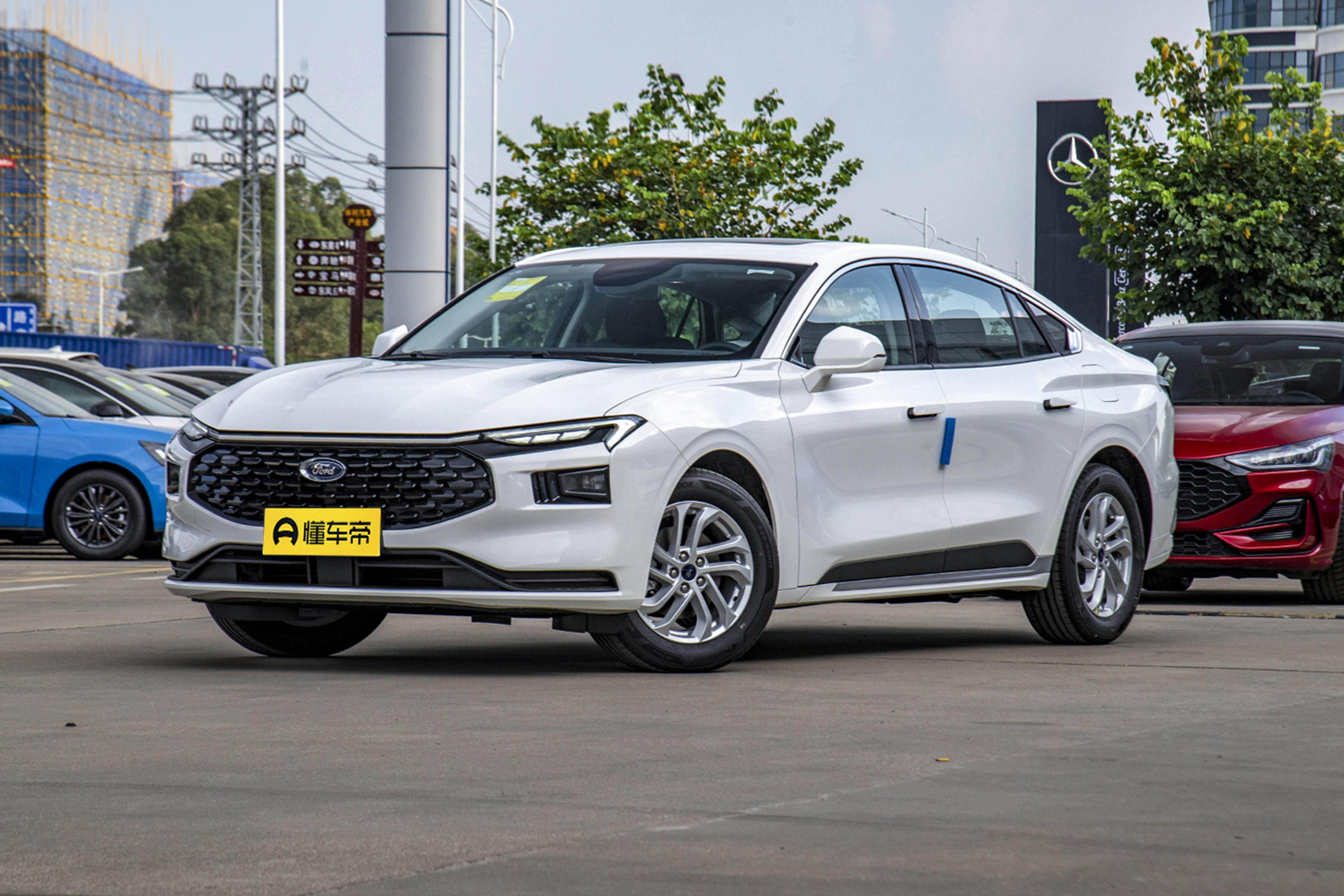 最好的b级车福特蒙迪欧,福特蒙迪欧2023款深度测评2.0t