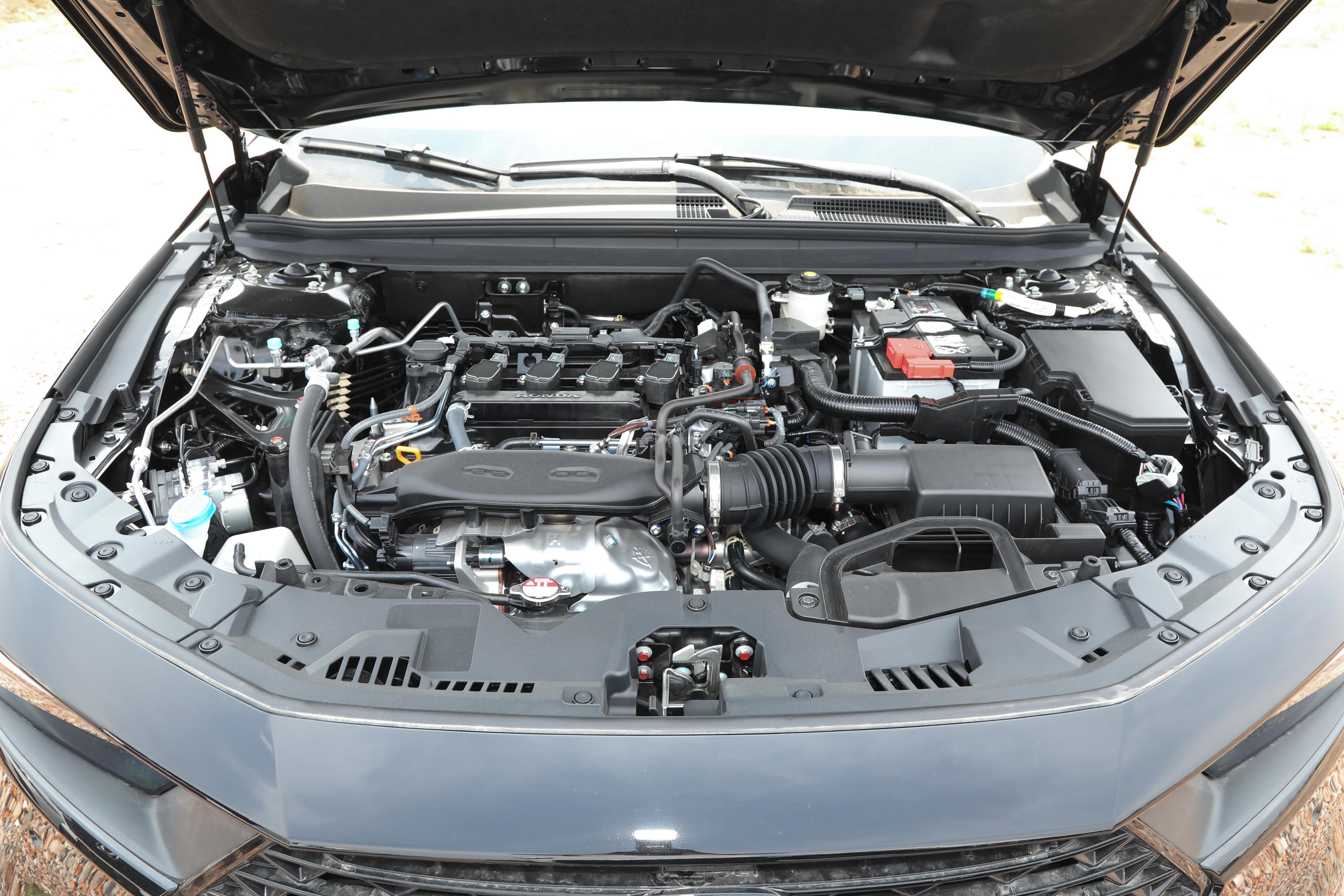 雅阁1.5t192马力开起来肉吗,全新雅阁插混价格