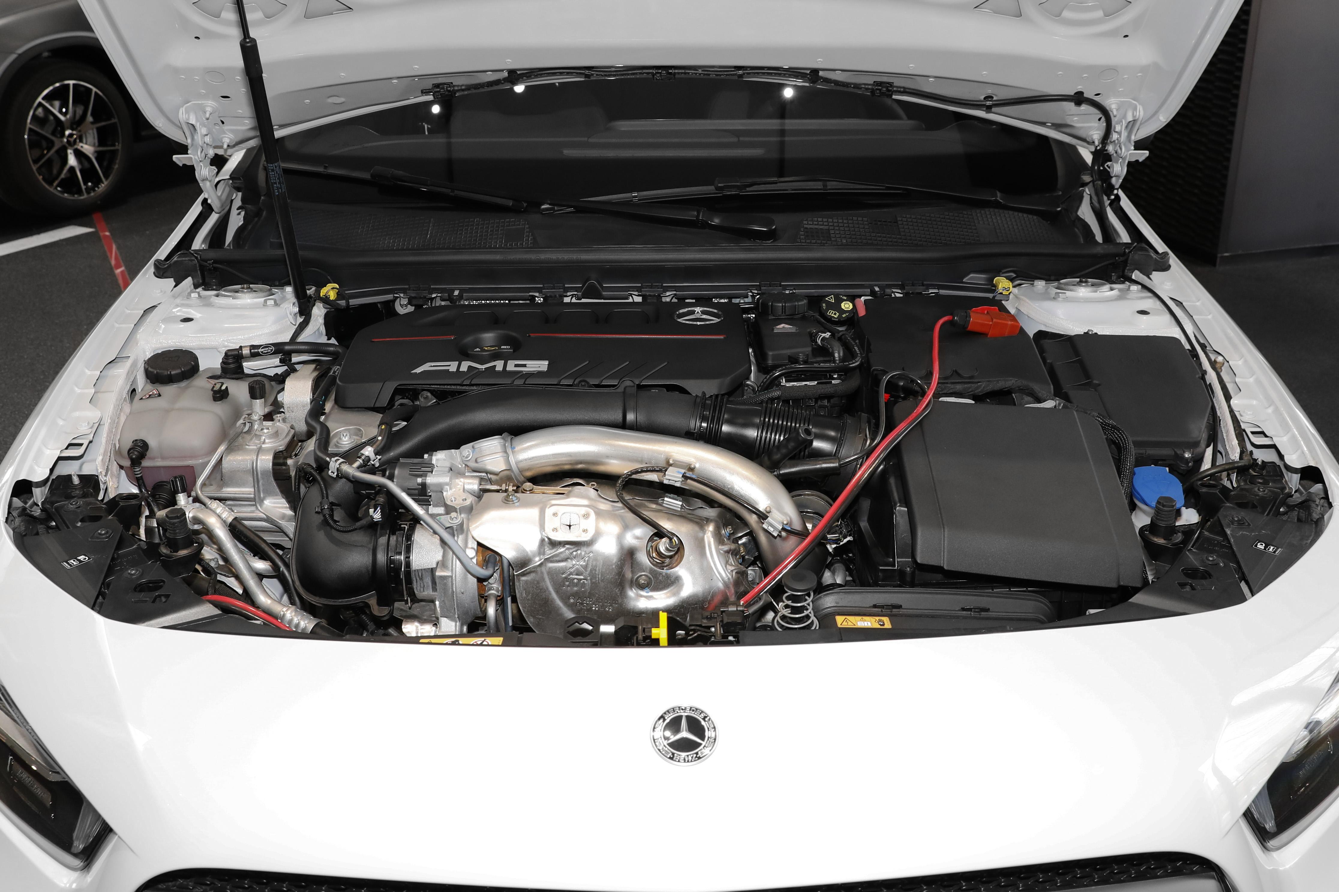 百公里加速9.8秒的车好吗,百公里加速4.9秒的车