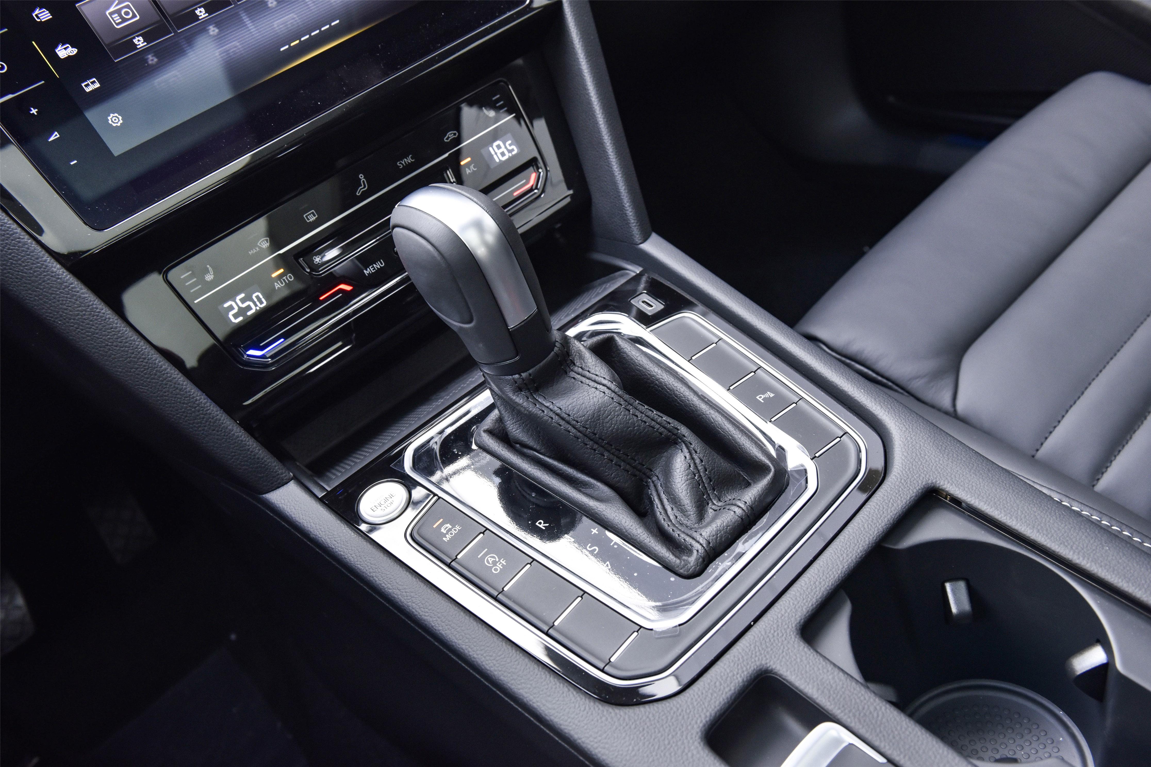 16款蔚揽rline试驾,蔚揽2022旅行版试驾