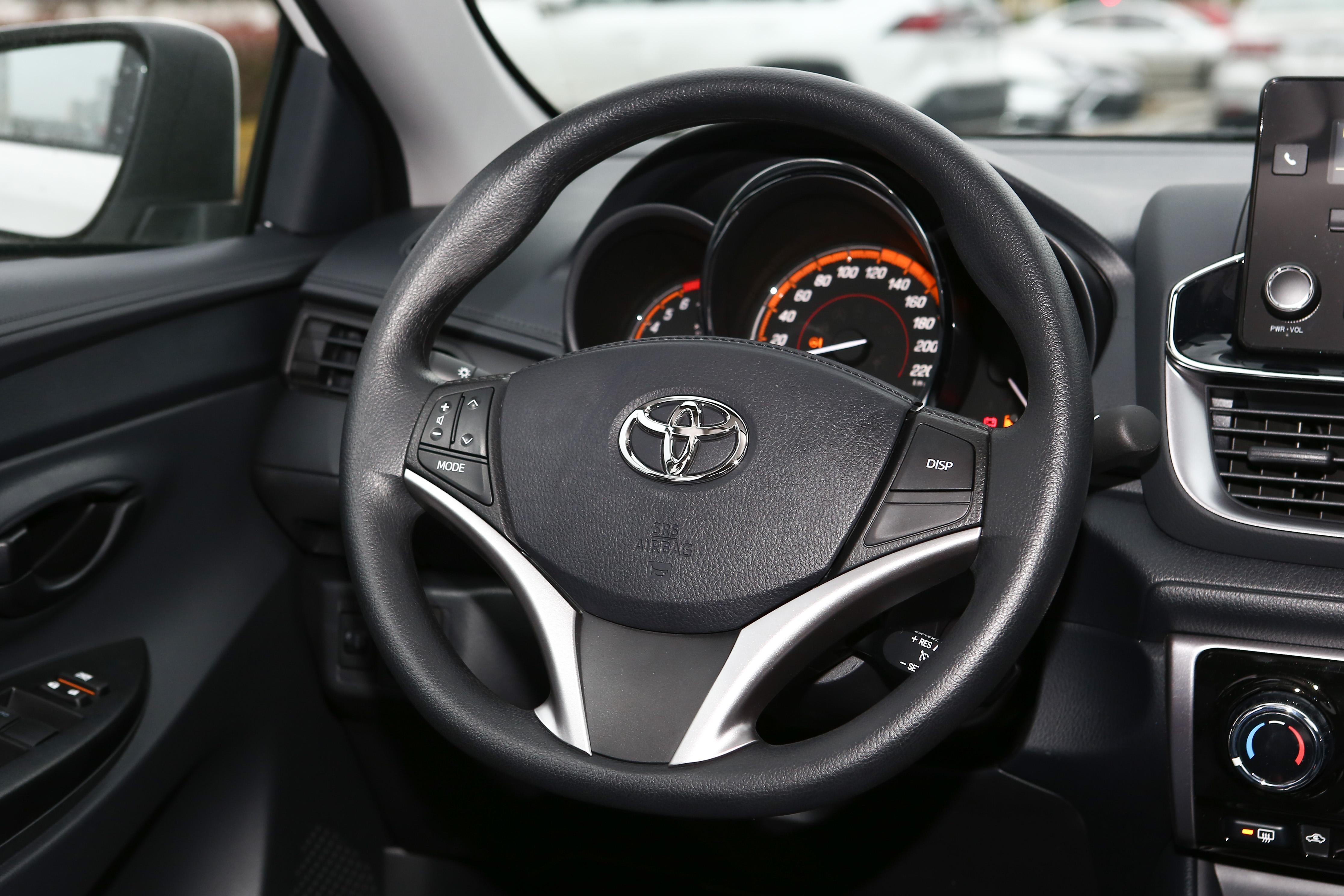 丰田yarisl是什么车,预算紧张买新车