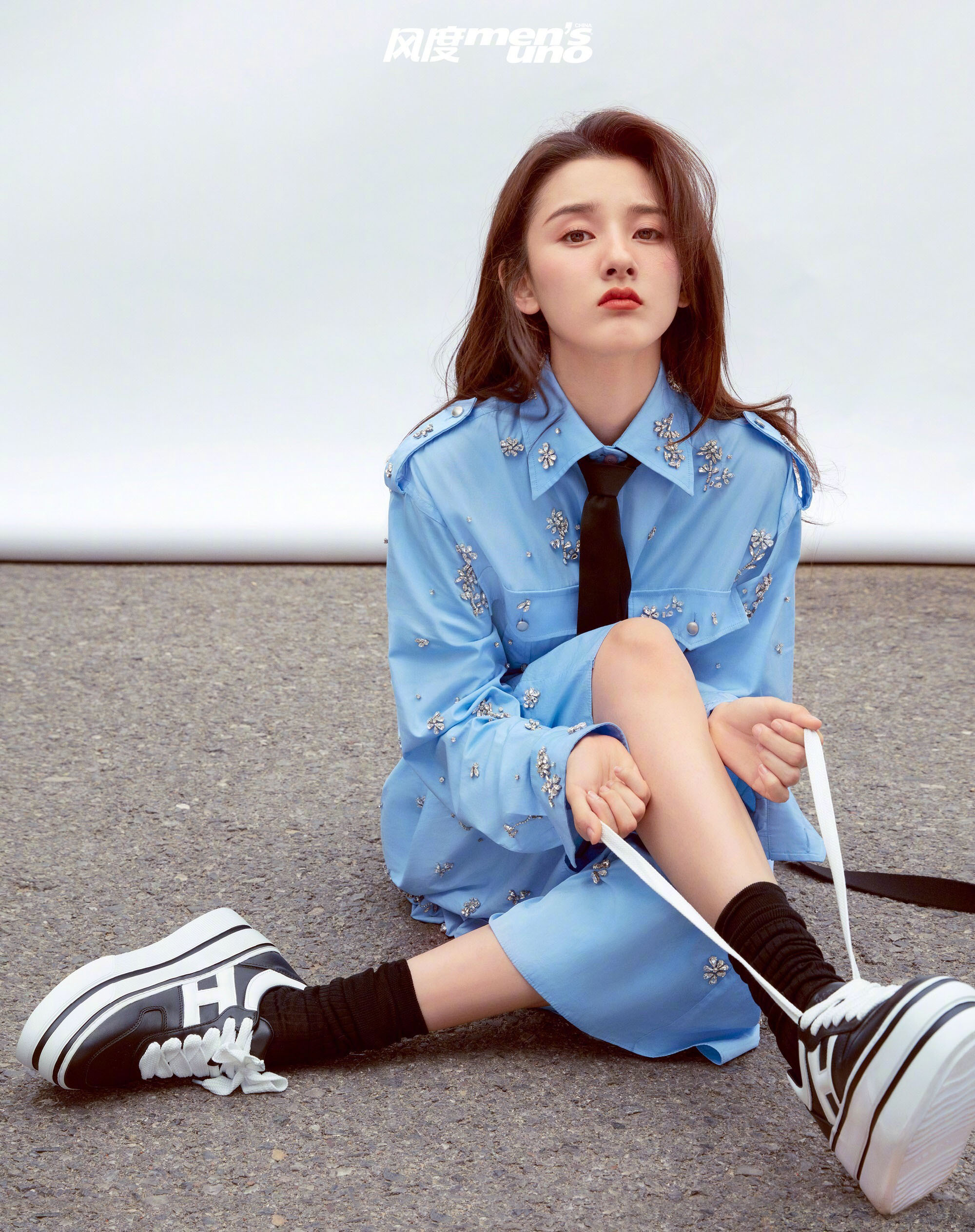 张天爱秀长腿电视剧叫什么,张天爱变身羽族人