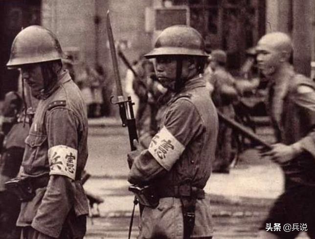 对越战争头盔,对越自卫反击头盔被打穿