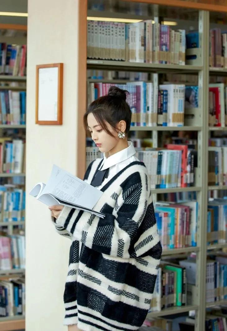 jennie同款提花高领毛衣,jennie同款开衫毛衣