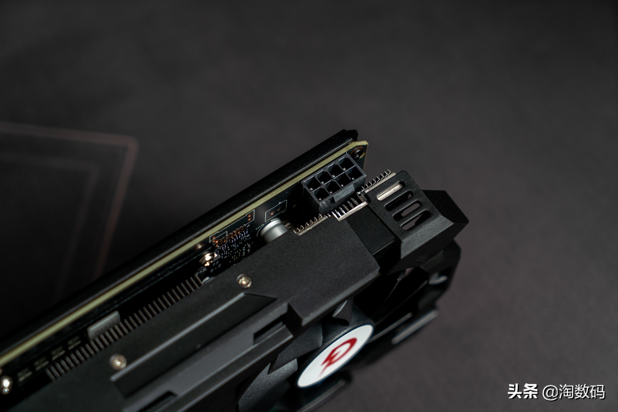 1699元gtx1080,200块钱买的gtx1660ti