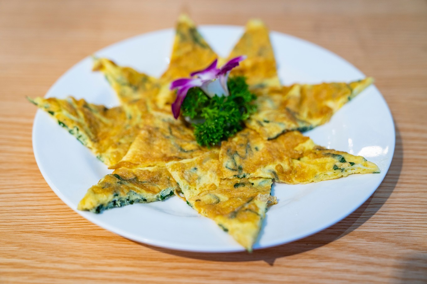 三亚最好吃的网红椰子鸡,三亚小吃不可错过