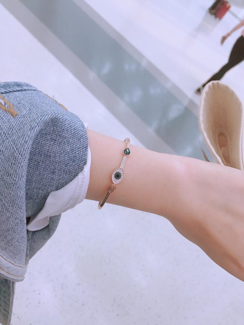 恶魔之眼经典款手镯,恶魔之眼手镯鉴别方法