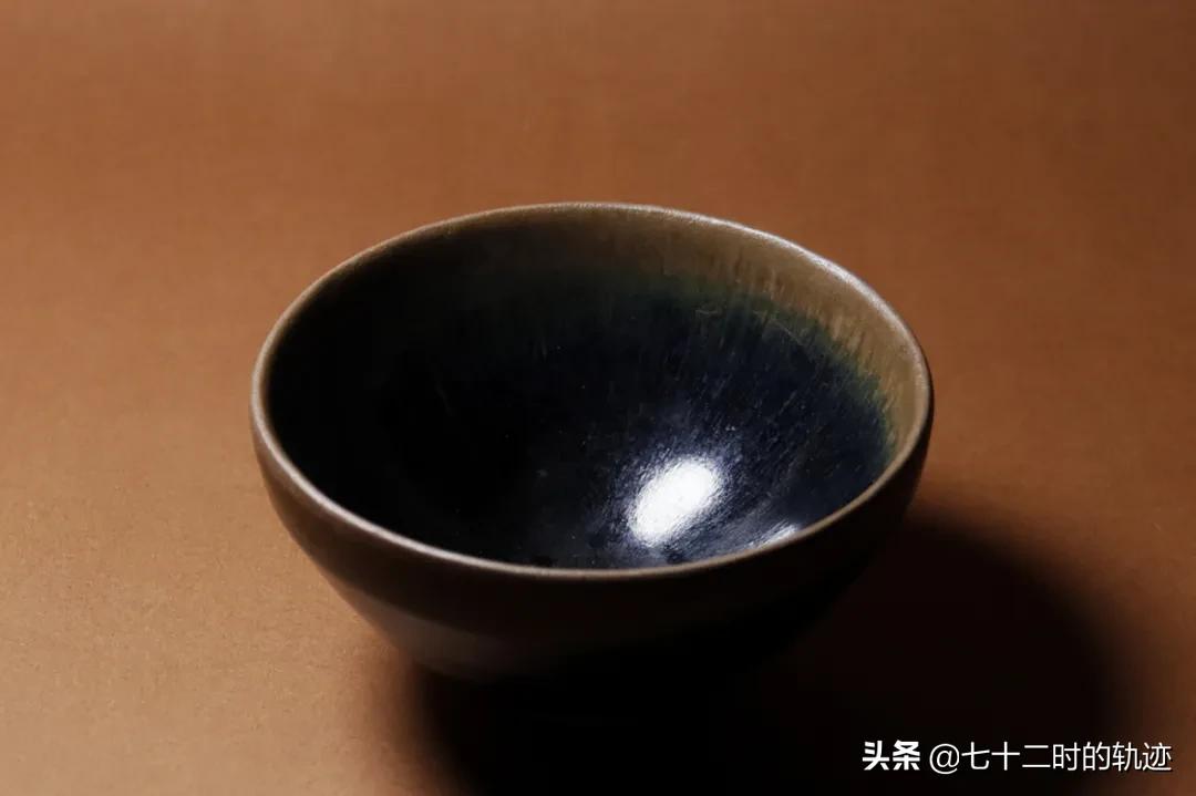 瓷器拍卖会现场视频,拍卖史上最高成交价瓷器