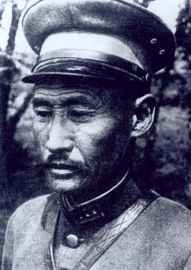 十四年抗日战争第一枪是谁打响的,14年抗战的开始时间和标志性事件