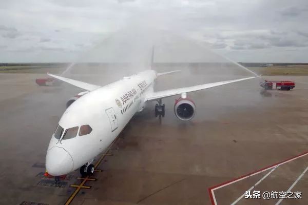 中国民航局737飞机复飞,不愿讲再见