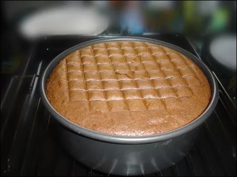 涨知识|教你如何判断蛋糕是否烤熟，99%的人都收藏了！