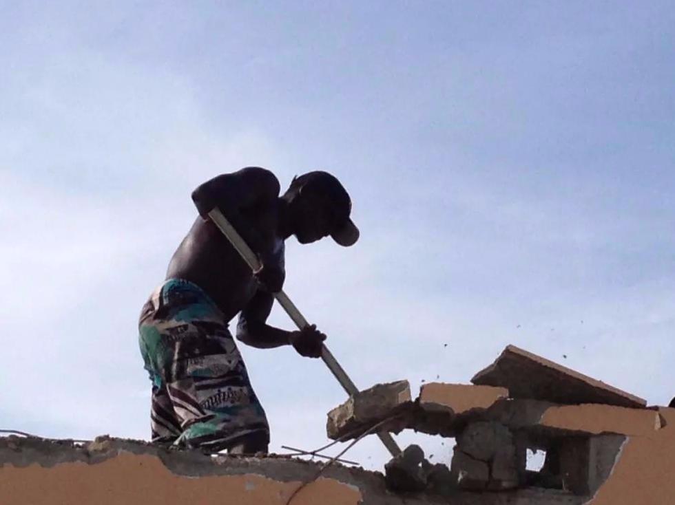 在安哥拉当黑人管理部部长1回忆我在非洲安哥拉的日子（十七）