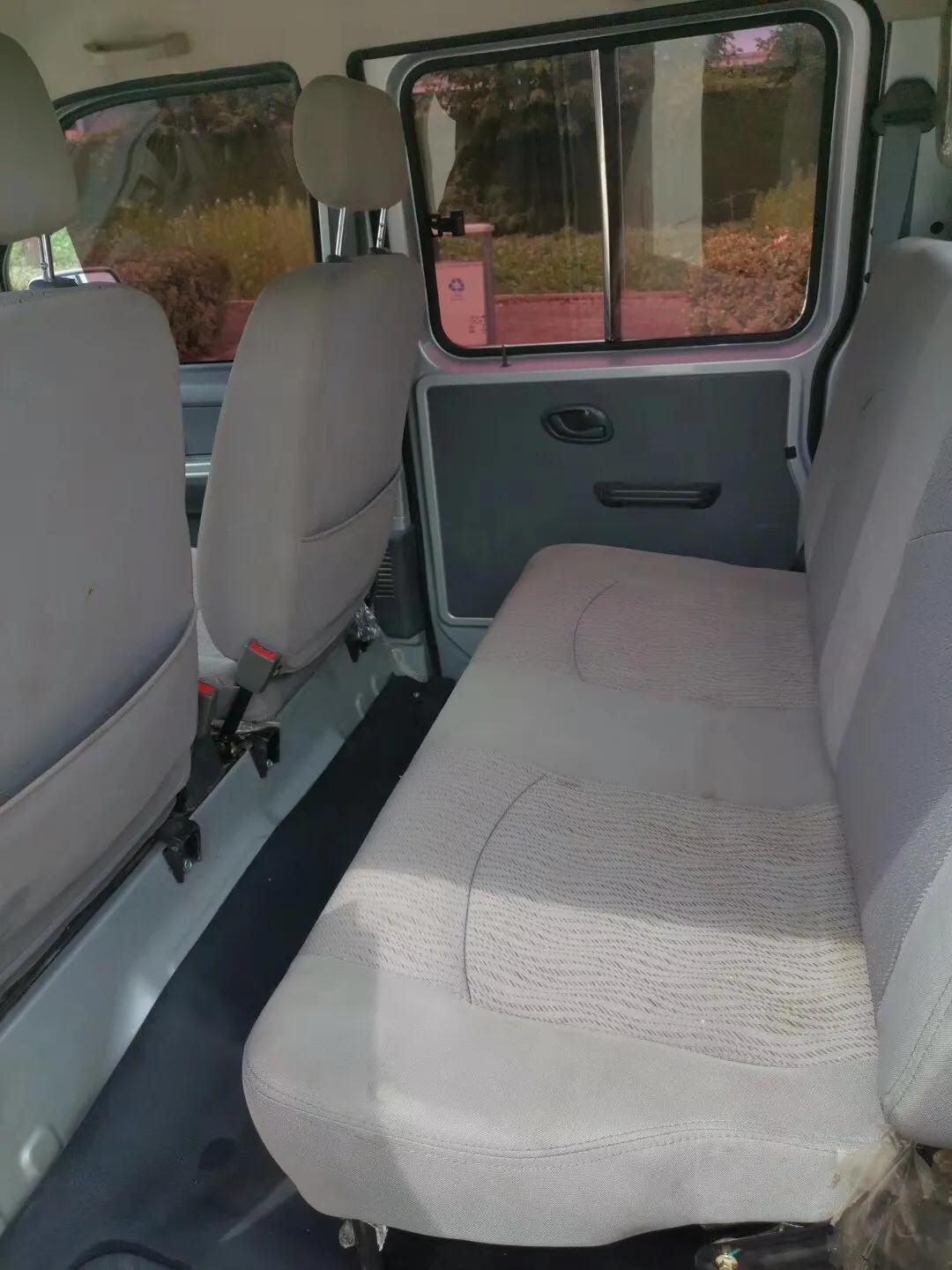 2012年东风小康c37,2017年东风小康c32什么配置