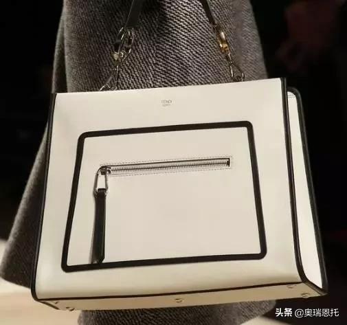 怎样保养包包更有光泽度,真皮包包怎么保养不会开裂