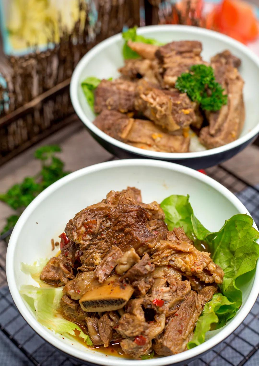 成都前十名好吃的牛排火锅,地道的牛排火锅吃起来贼过瘾